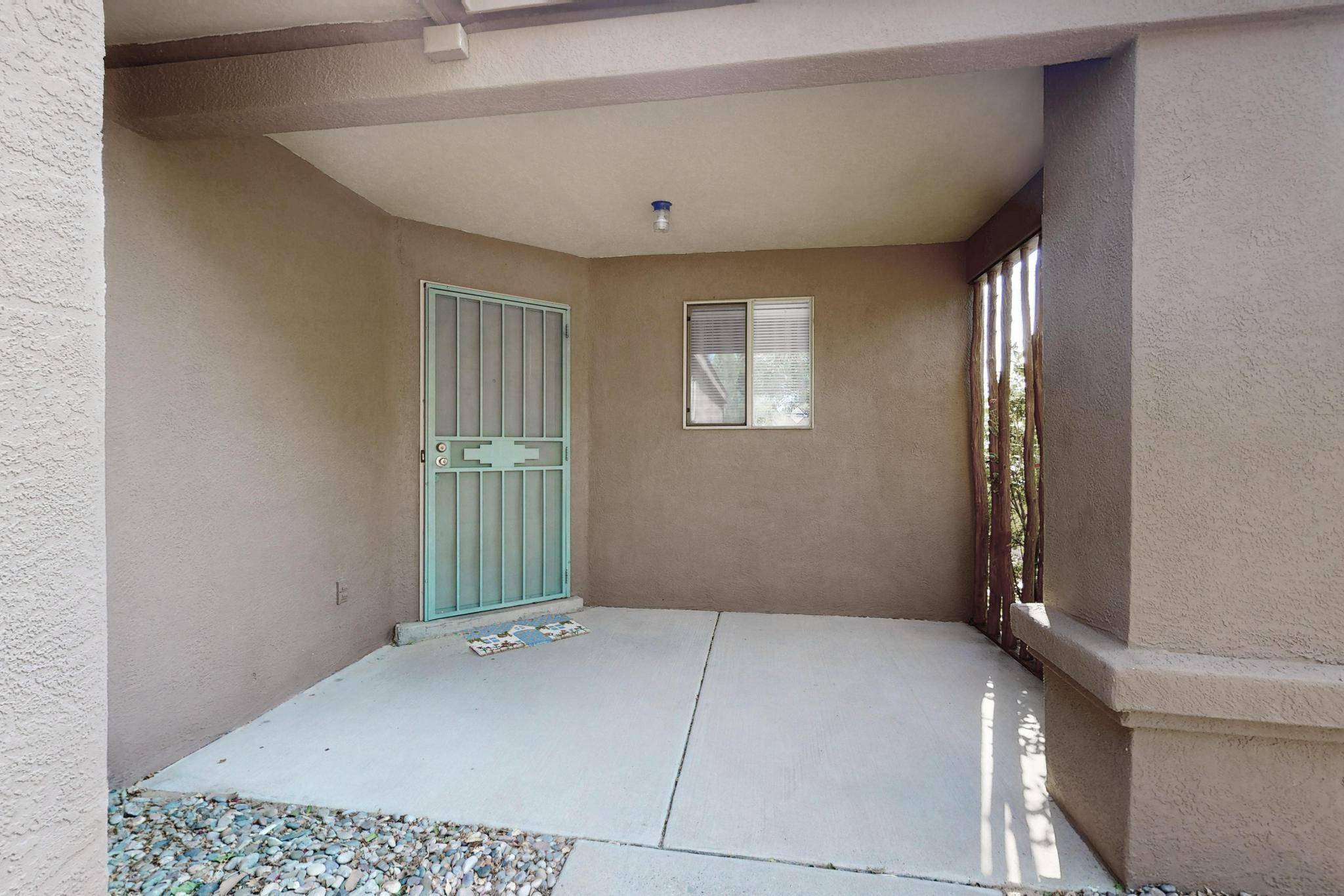 Rio Rancho, NM 87144,1704 JEFFREY RD NE