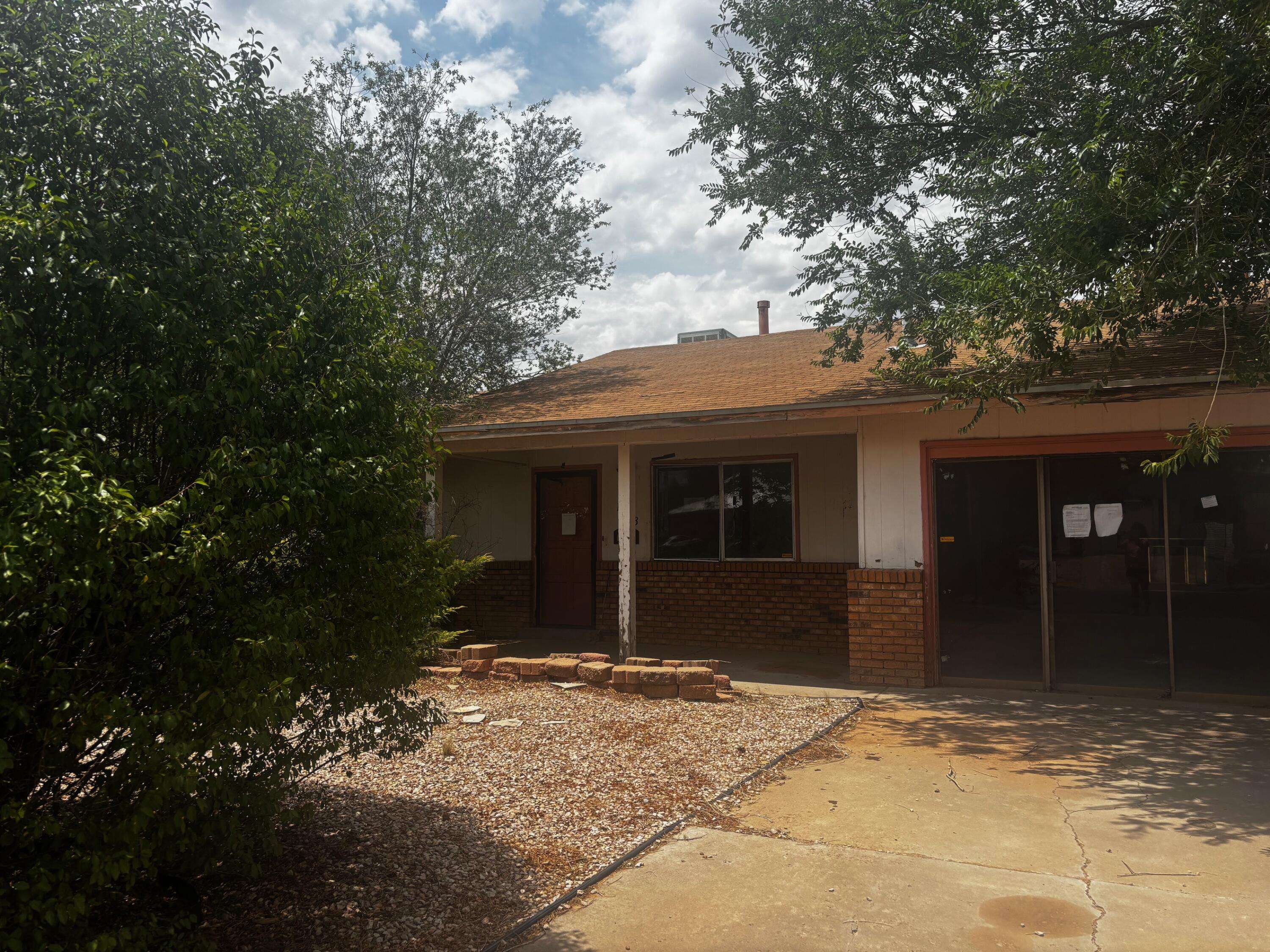 1208 Franciscan AVE, Grants, NM 87020