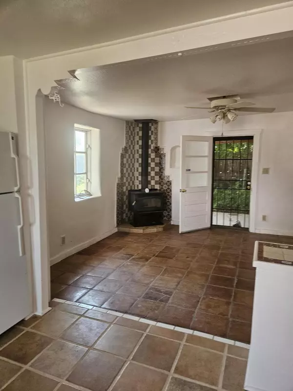 Bosque, NM 87006,562 Hwy 116