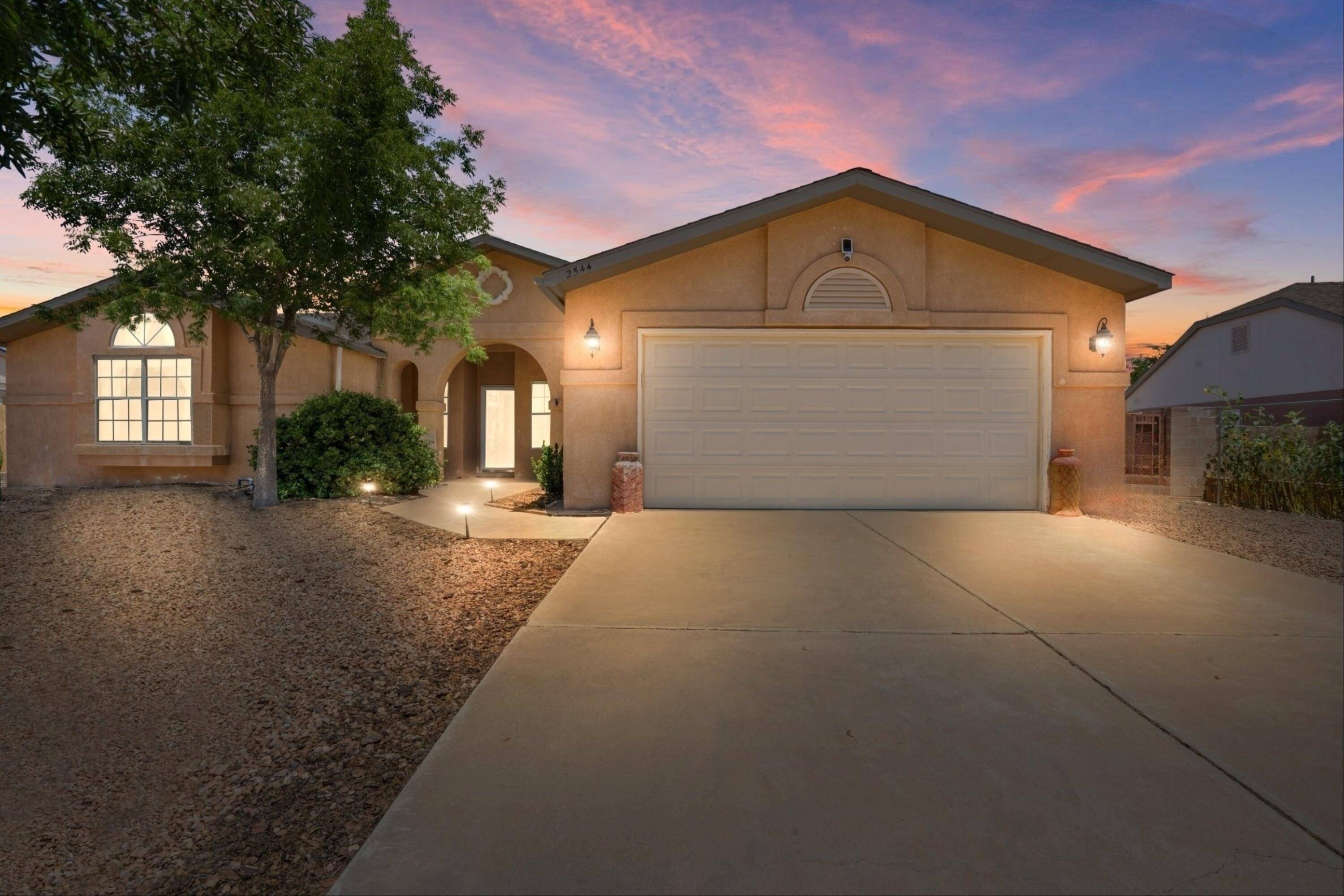 2544 TWIN BUTTES DR NE, Rio Rancho, NM 87144