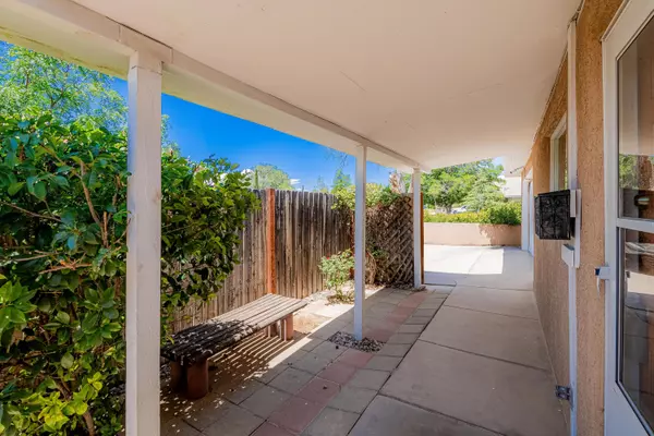 Albuquerque, NM 87110,2808 ALISO DR NE