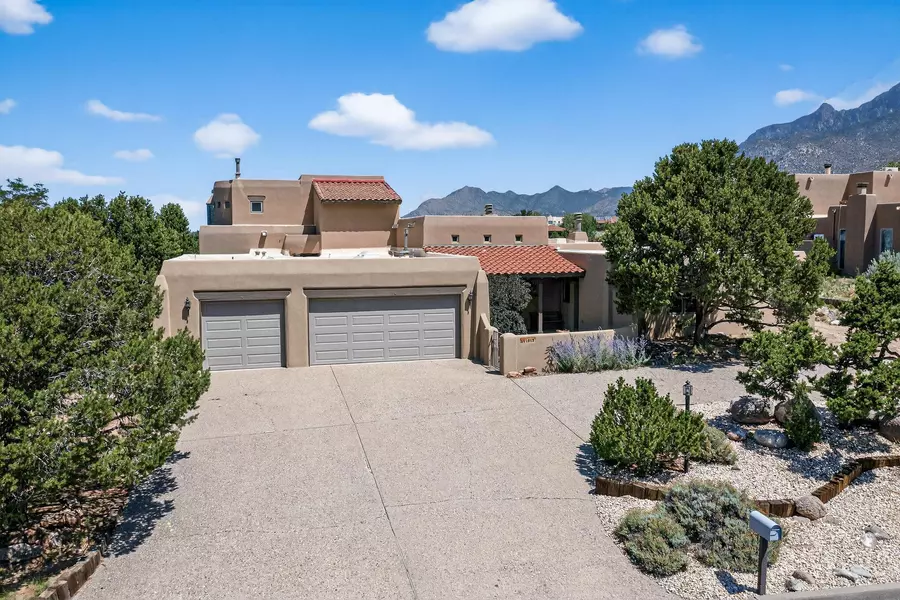 1513 EAGLE RIDGE RD NE, Albuquerque, NM 87122
