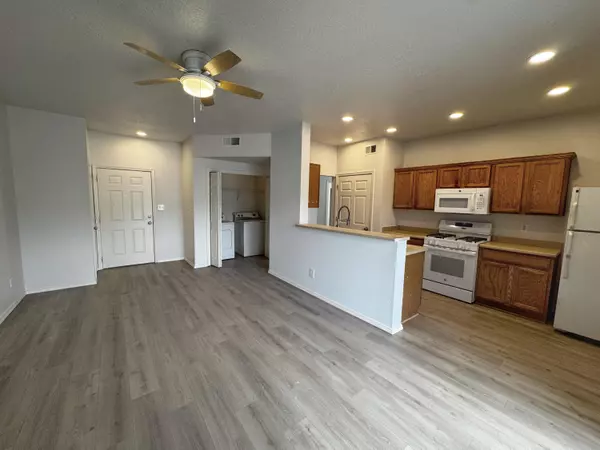 Rio Rancho, NM 87124,1105 MEADOWLARK WAY SE #A