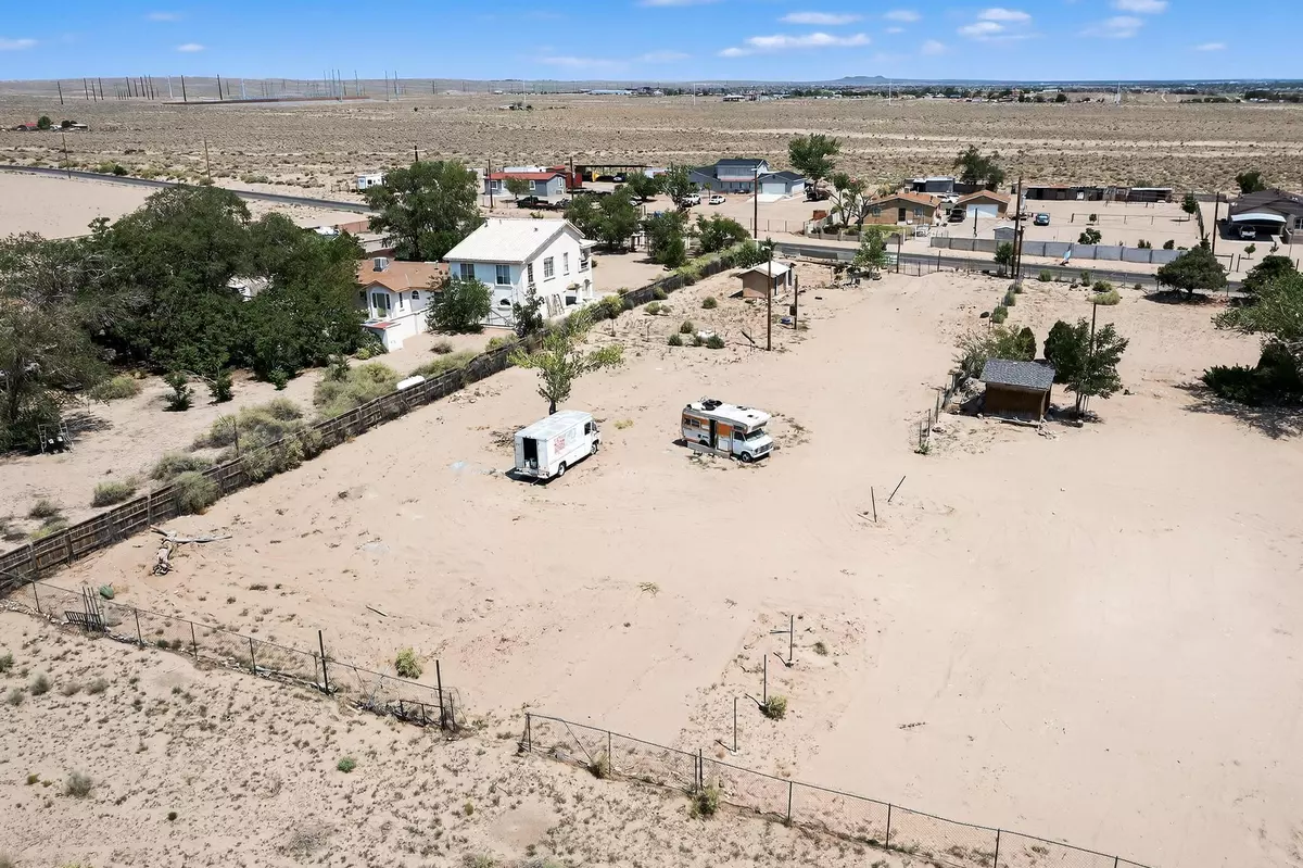 Albuquerque, NM 87121,3452 Pajarito RD SW