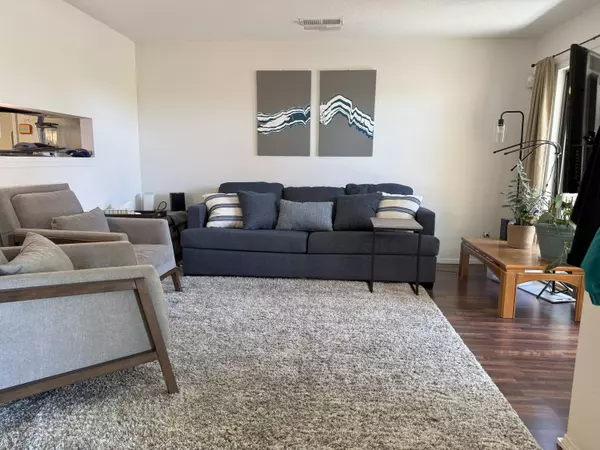 Albuquerque, NM 87112,2900 Vista Del Rey NE #24B