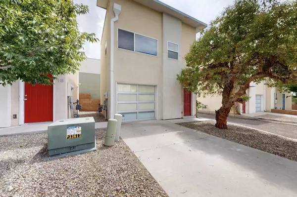 Albuquerque, NM 87102,702 Broadway BLVD SE #19