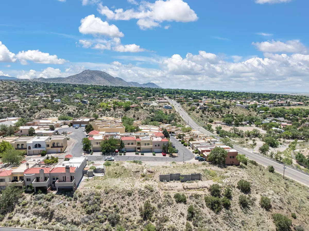 Albuquerque, NM 87123,451 447, 443 441 PINON CREEK RD SE