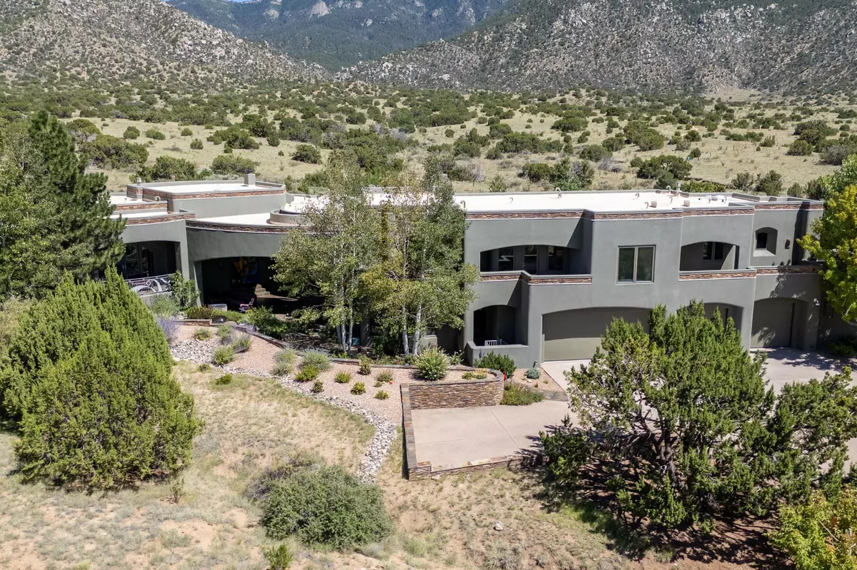 Albuquerque, NM 87111,8504 Snakedance CT NE