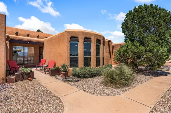 5 SAN JUAN TRL, Corrales, NM 87048
