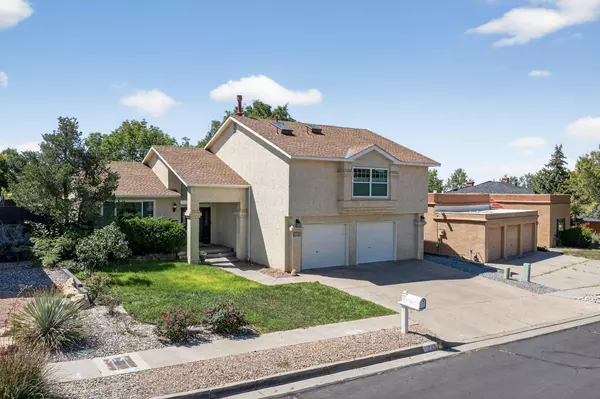 Albuquerque, NM 87111,11508 SAN VICTORIO AVE NE