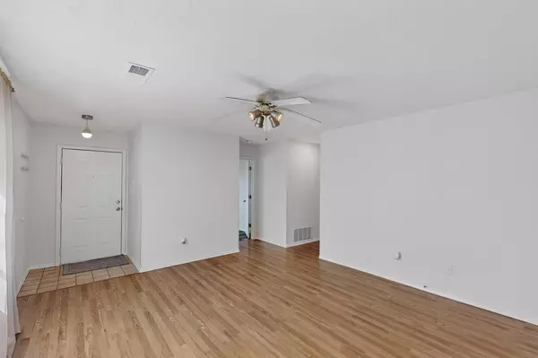 Albuquerque, NM 87121,7615 PURPLE CONE RD SW
