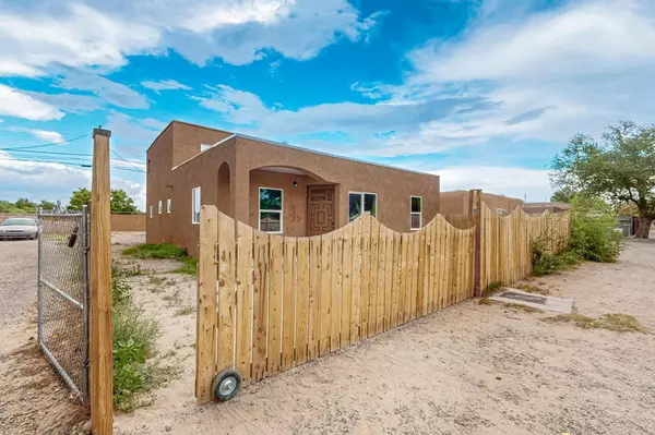 3219 Cypress DR SW, Albuquerque, NM 87105
