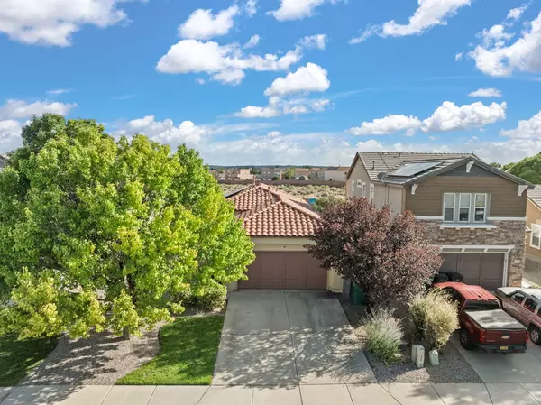 Rio Rancho, NM 87144,1008 WATERFALL DR NE