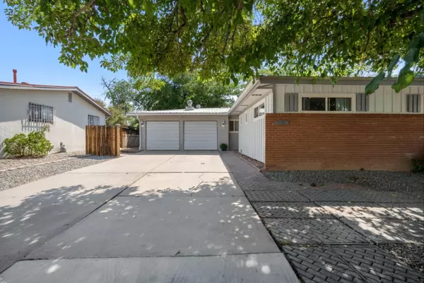 2720 PENNSYLVANIA ST NE, Albuquerque, NM 87110