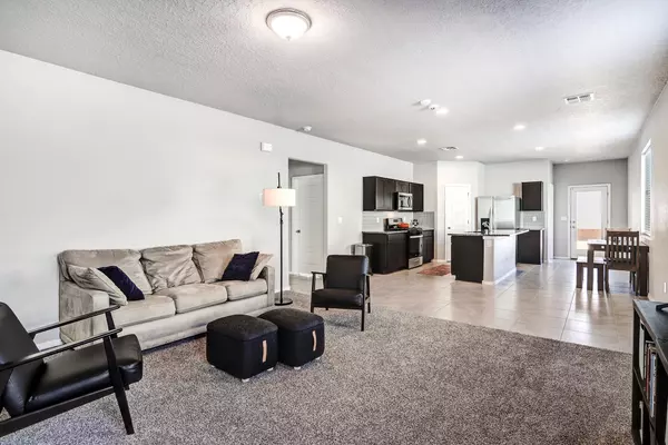 Rio Rancho, NM 87144,4890 SANDIA PEAK RD NE