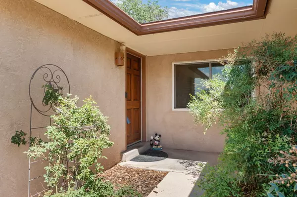 Albuquerque, NM 87109,7516 JEMEZ ST NE