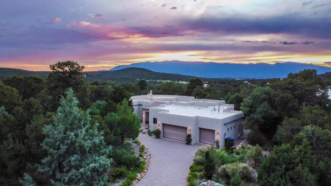 3 Teypana Drive DR, Tijeras, NM 87059