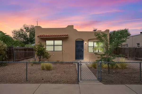 512 15TH ST NW, Albuquerque, NM 87104