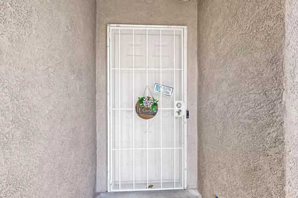 Albuquerque, NM 87121,700 W Lone Pine DR SW