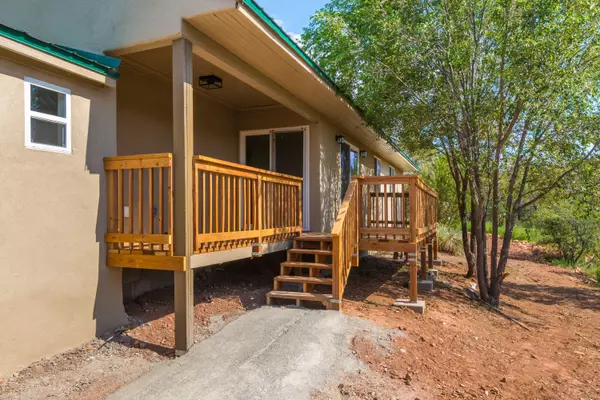 Sandia Park, NM 87047,10 SHARP RD