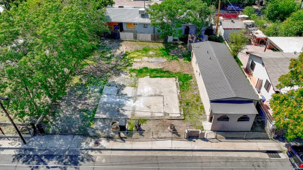 Albuquerque, NM 87102,822 Lewis AVE SW