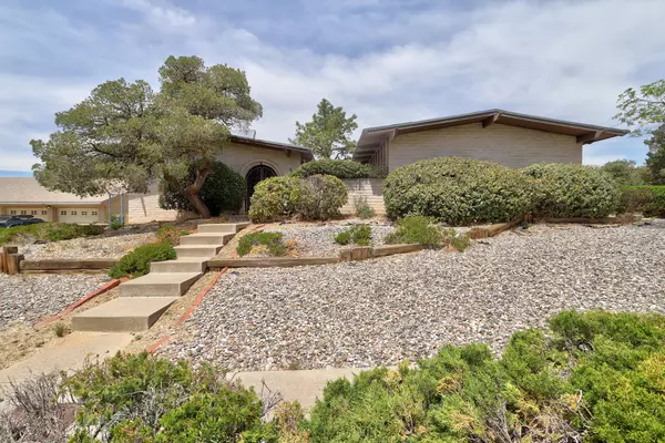 12321 CONSTITUTION AVE NE, Albuquerque, NM 87112