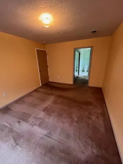 Rio Rancho, NM 87124,805 COUNTRY CLUB DR SE #1H