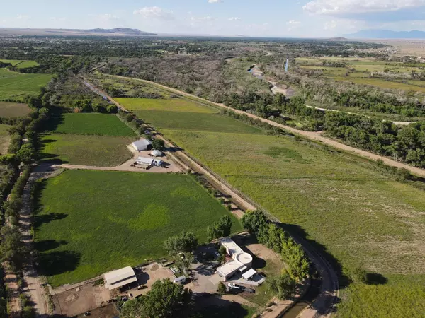 Belen, NM 87002,208 STRAWBERRY LN