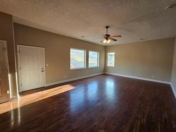 Rio Rancho, NM 87124,2173 DEER TRAIL LOOP NE