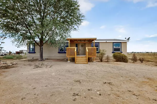 1 DERECHO RD, Los Lunas, NM 87031