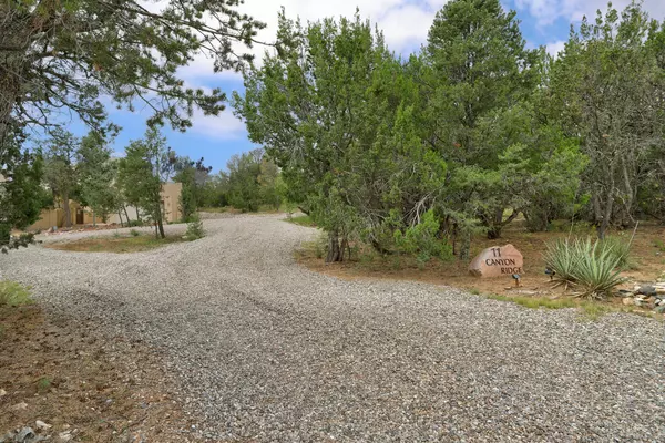 Sandia Park, NM 87047,11 CANYON RIDGE DR