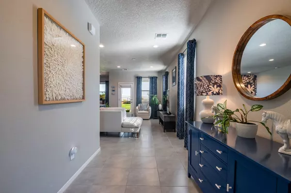 Los Lunas, NM 87031,1976 TESORO LOOP NW