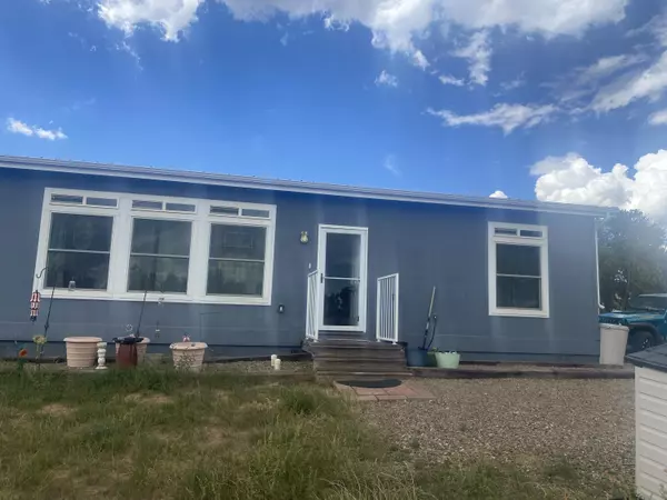 985 MOUNTAIN VALLEY RD, Tijeras, NM 87059