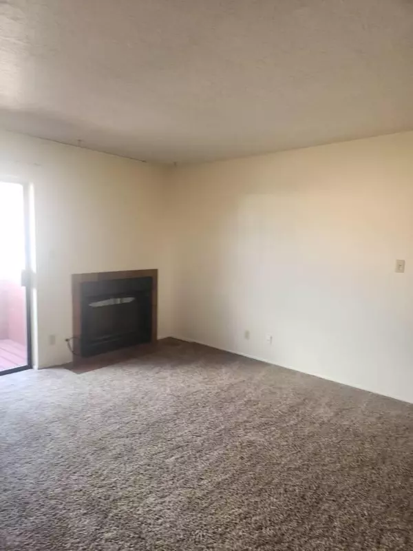 Albuquerque, NM 87112,2521 Chelwood Park BLVD #C