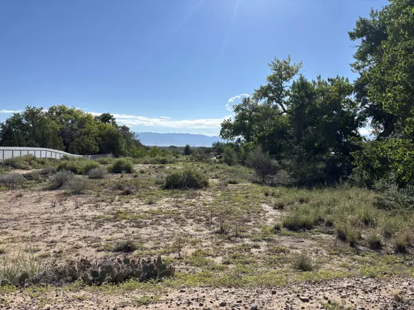 S Main ST, Belen, NM 87002
