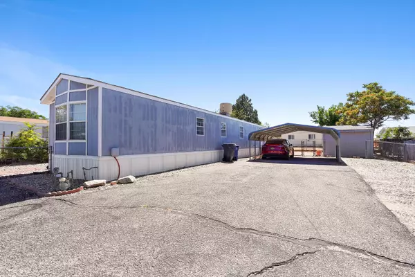 Albuquerque, NM 87109,6516 PINO AVE NE