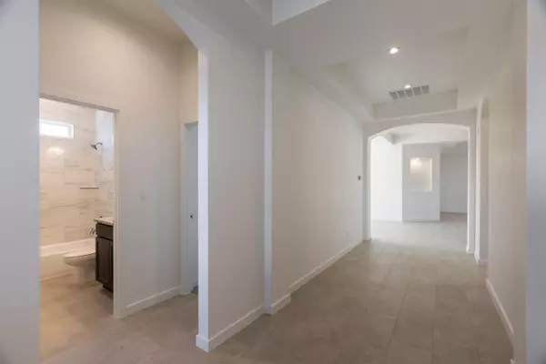 Albuquerque, NM 87120,6801 QUIVIRA DR NW