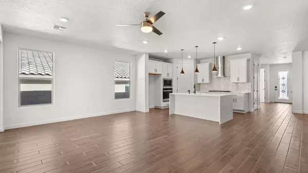 Rio Rancho, NM 87144,2420 Marble AVE NE