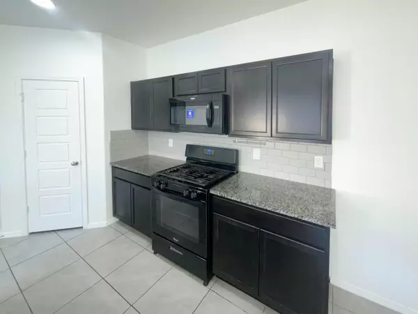 Rio Rancho, NM 87144,4847 LONGS PEAK RD NE