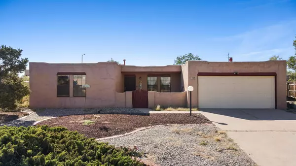 305 Summer Winds DR SE, Rio Rancho, NM 87124