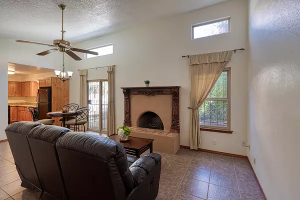 Albuquerque, NM 87112,13109 VERBENA PL NE