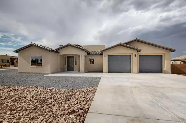 8009 MARIGOLD DR NW, Albuquerque, NM 87120