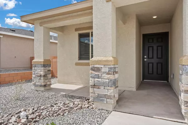 Rio Rancho, NM 87144,1637 Saddleback TRL NE