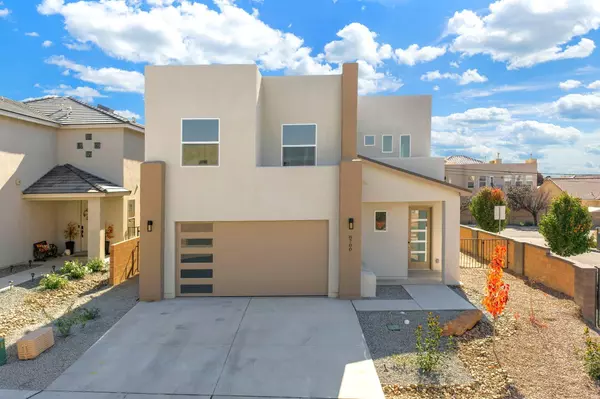 8700 SEVANO CIR NE, Albuquerque, NM 87113