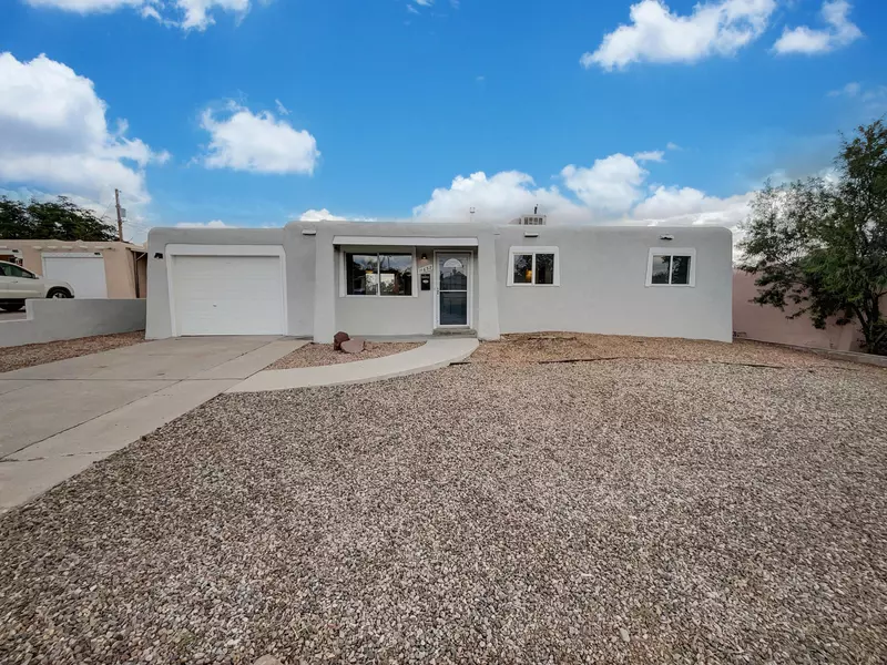11632 COPPER AVE NE, Albuquerque, NM 87123