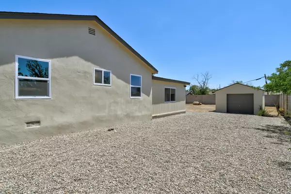 Albuquerque, NM 87102,308 Prospect AVE NE