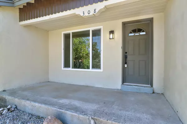 Albuquerque, NM 87102,308 Prospect AVE NE