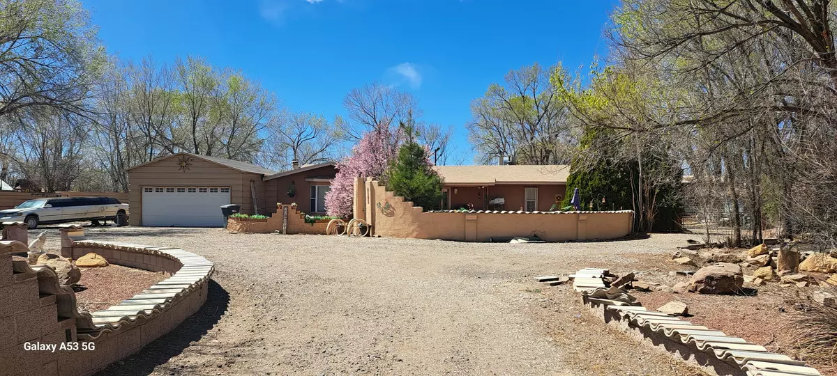 Albuquerque, NM 87105,6105 MOLINERO CT SW