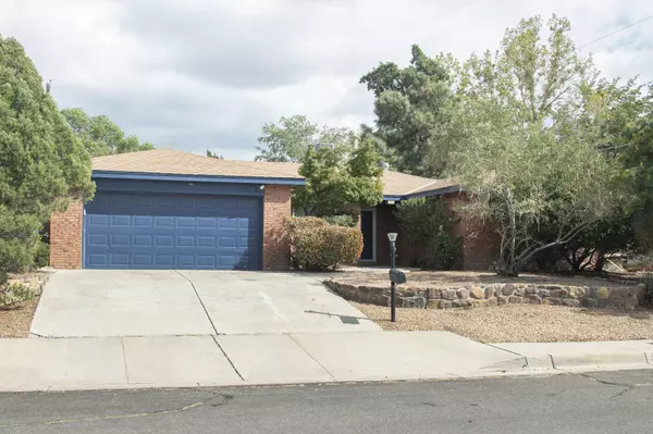 3704 GLORIETA ST NE, Albuquerque, NM 87111