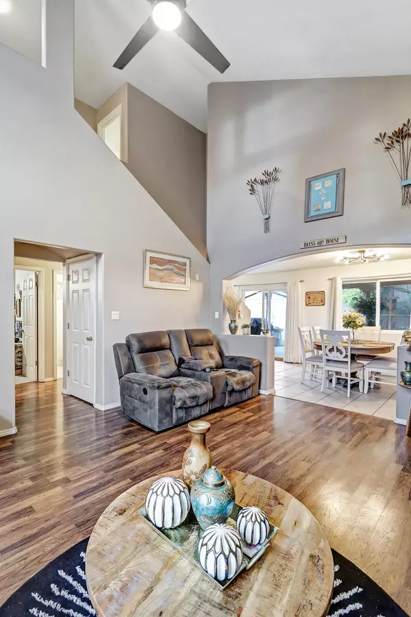 Albuquerque, NM 87121,575 94th ST SW